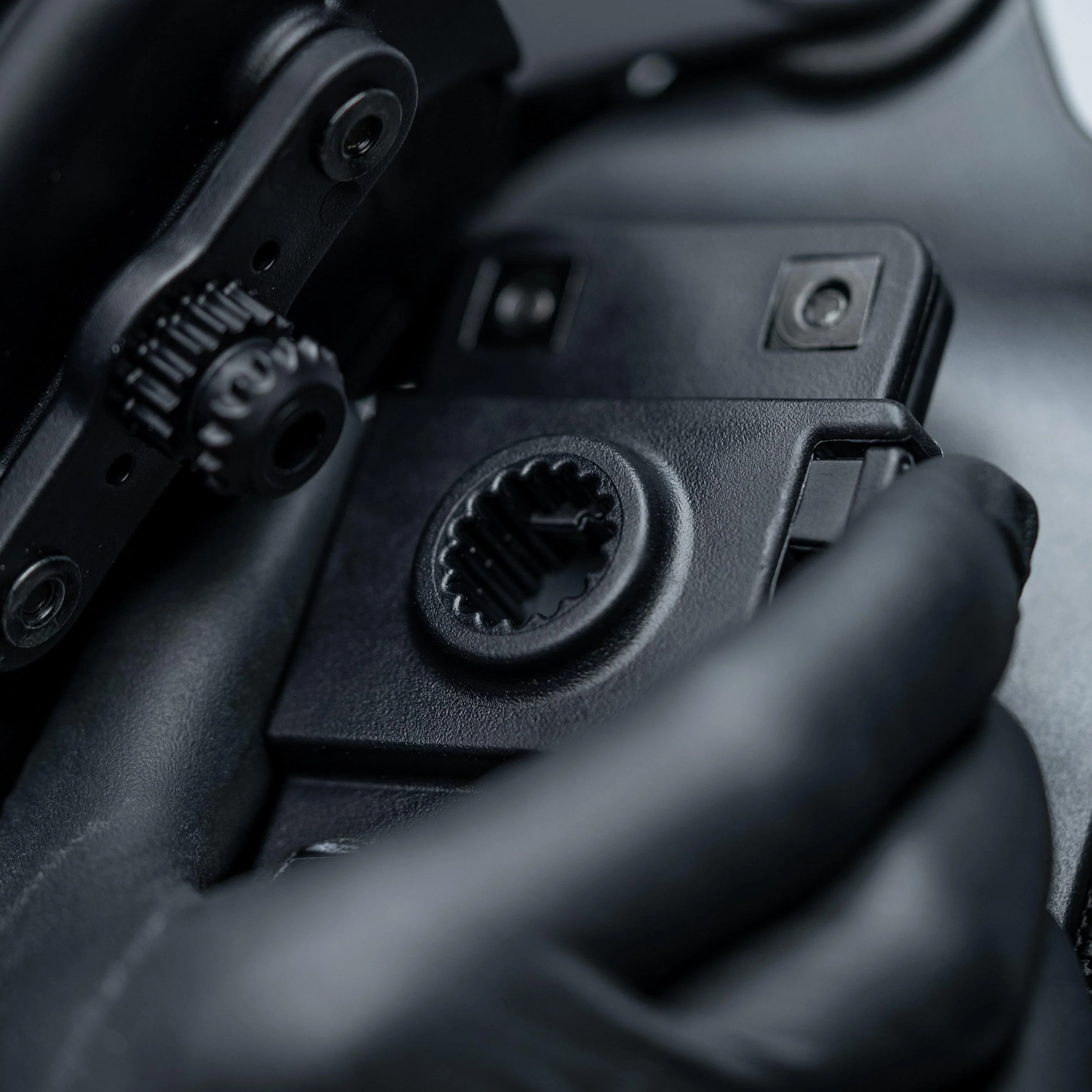 ShapeShift® Swivel Drop Leg Holster for Smith & Wesson Guns - Image 8